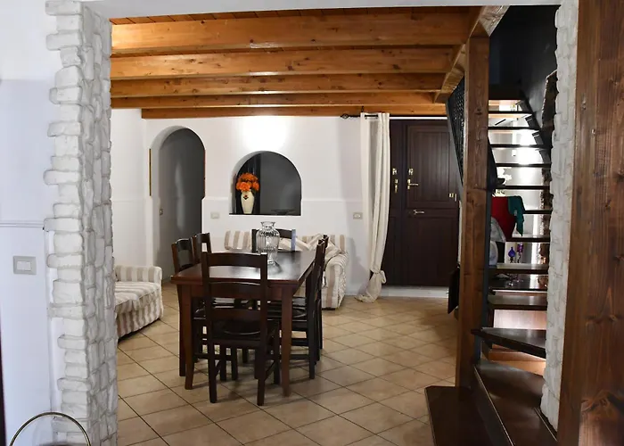 Дом отдыха Civico 100 *